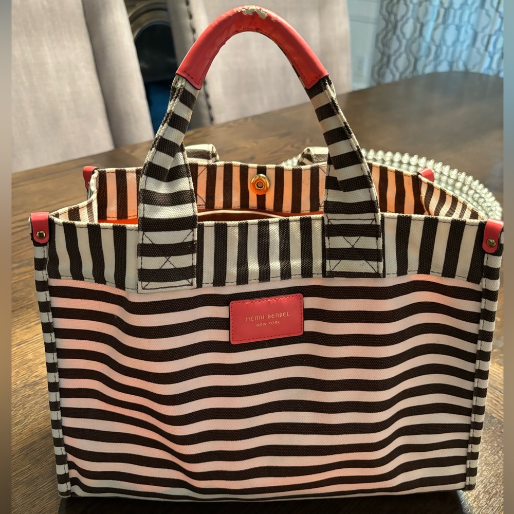Henri Bendel beach tote